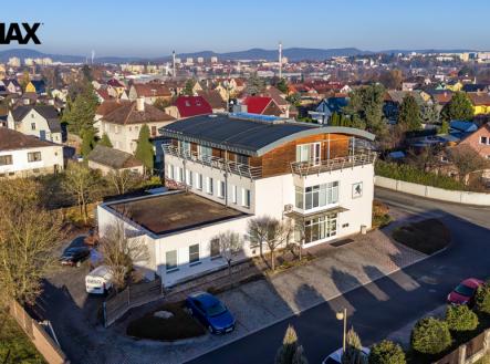 dji-20251108083253-0008-d.png | Prodej - kanceláře, 826 m²