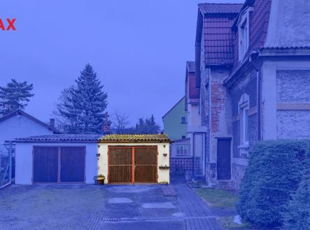 6e4a7427garaz.png | Prodej bytu, 3+1, 176 m²