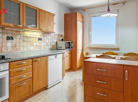 hf-20260205-133713-d567332f-df85-406b-ae5b-0905176909c7.jpg | Prodej bytu, 4+1, 98 m²