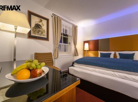 penzion-maxmillian-20-c-petrahajska.jpg | Prodej - hotel, 750 m²
