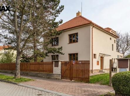 Prodej - dům/vila, 235 m² obrázek