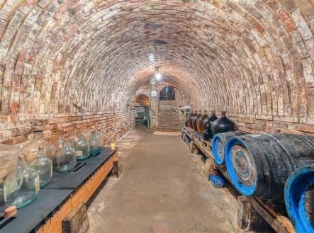 . | Prodej - malý objekt/garáž