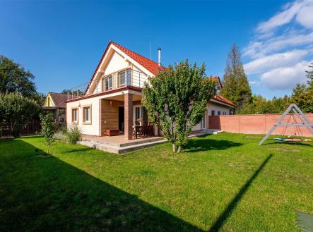 . | Prodej - dům/vila, 173 m²