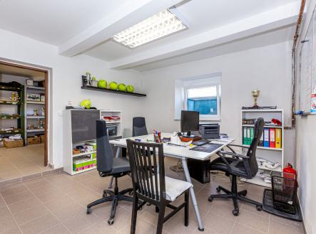 Prodej - kanceláře, 48 m²