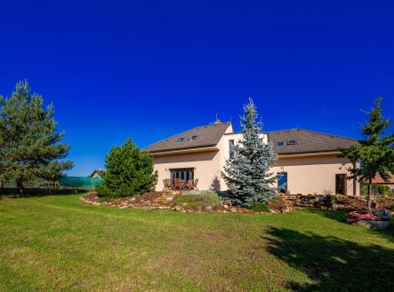 1 | Prodej - dům/vila, 241 m²