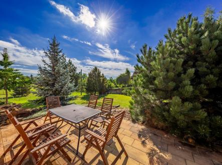 2 | Prodej - dům/vila, 241 m²