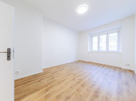 004 Ložnice | Pronájem bytu, 2+kk, 45 m²
