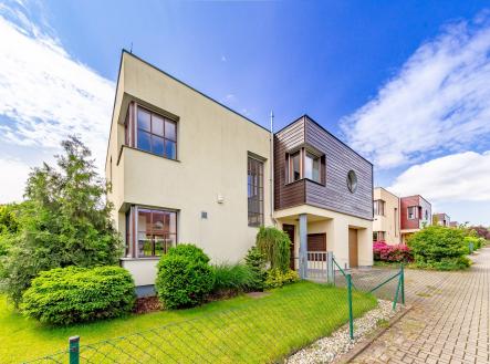 lipence I-17 | Prodej - dům/vila, 174 m²