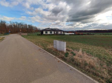 Prodej - pozemek pro bydlení, 2 702 m² obrázek