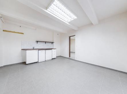 2 | Prodej - kanceláře, 48 m²