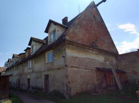 Bez popisku | Prodej - dům/vila, 831 m²