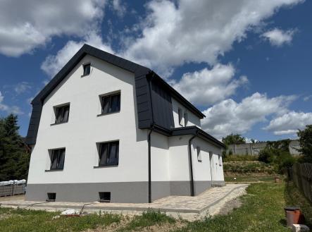 Prodej - dům/vila, 340 m² obrázek