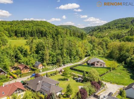 dům_exteriér05 | Prodej - dům/vila, 259 m²