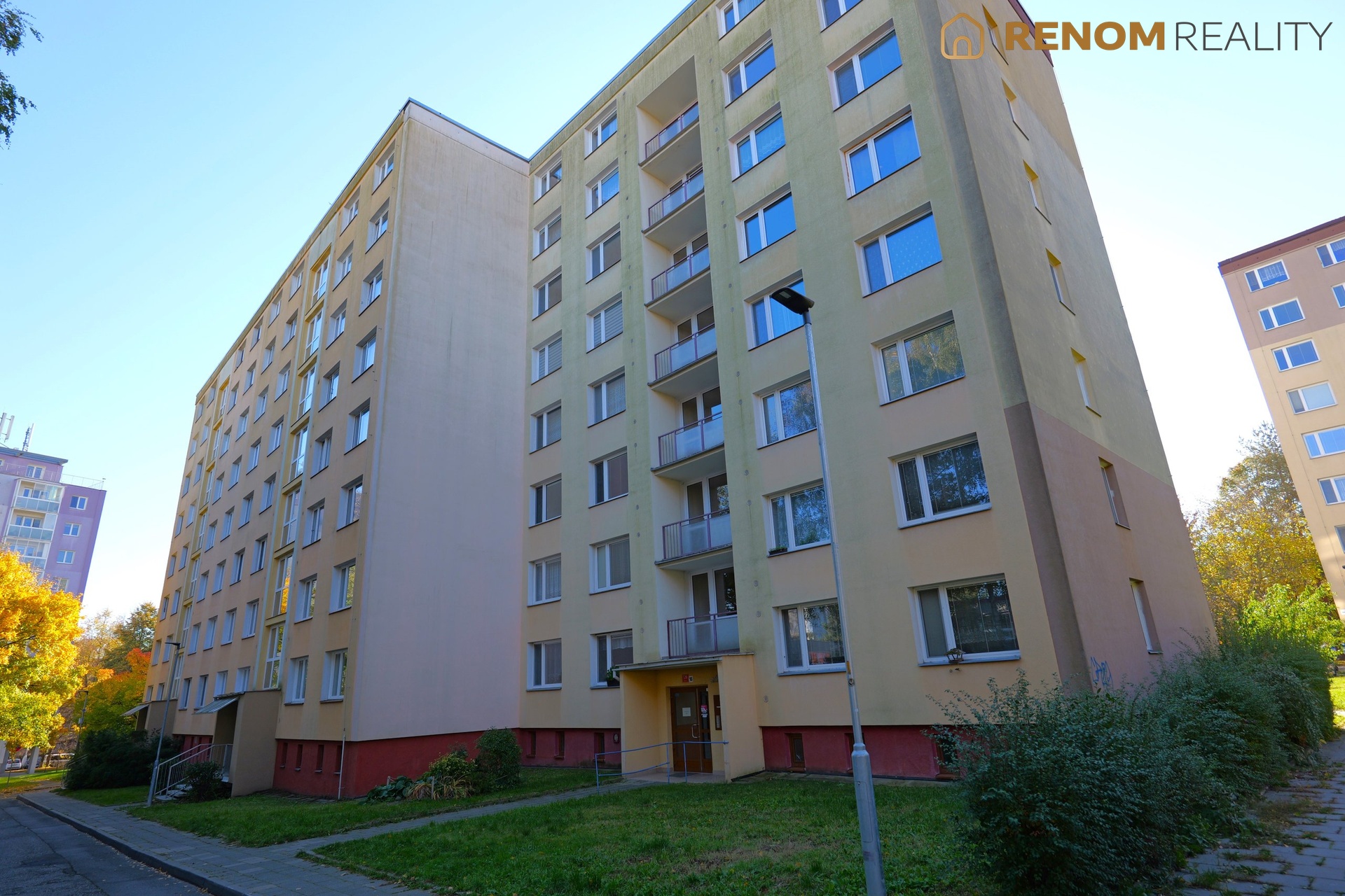Prodej bytu o dispozici 4+1 s lodžií, ul. Fragnerova, Olomouc – Neředín.