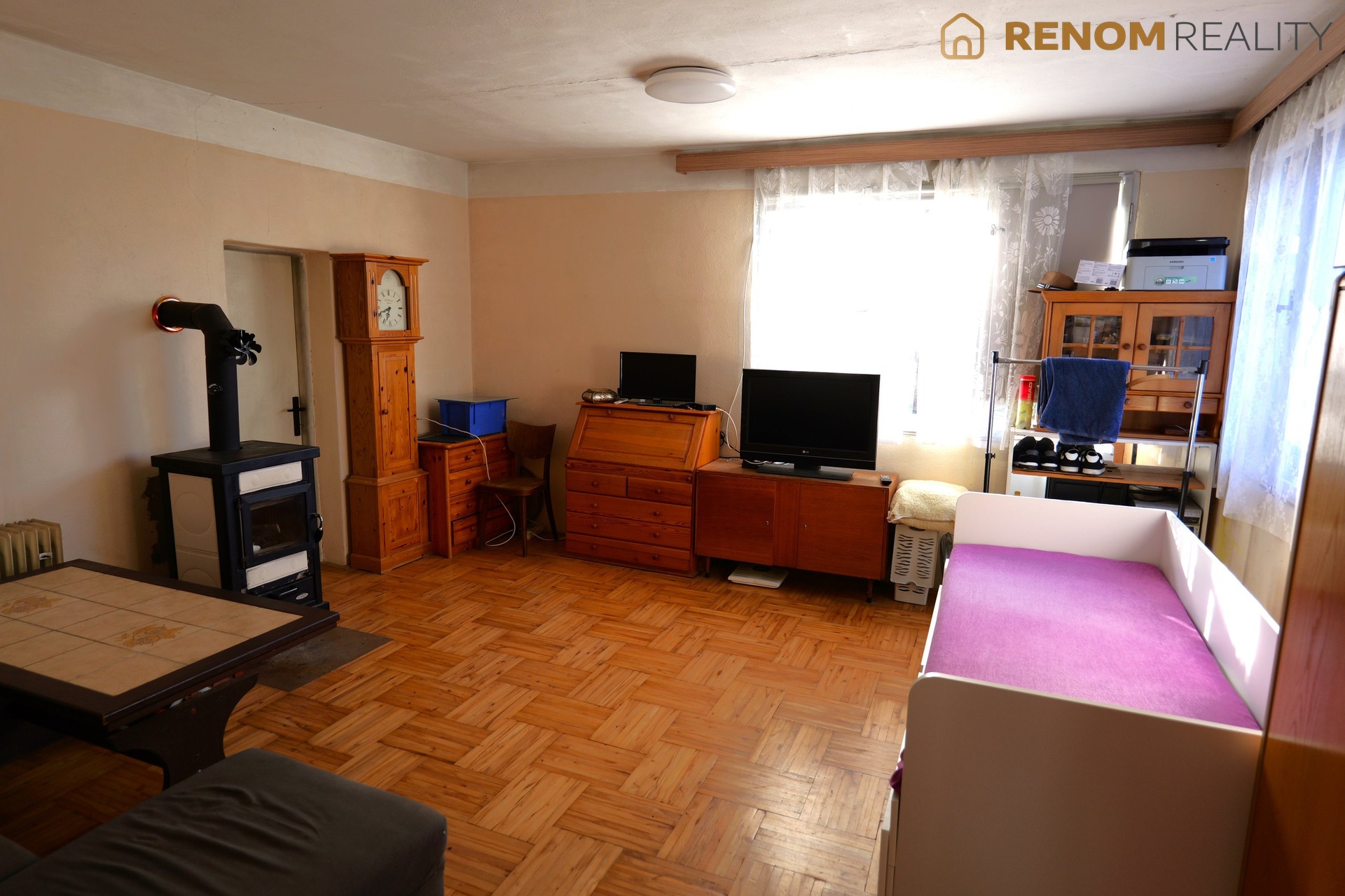 Prodej rodinného domu 4+1 se zahradou a garáží, ul. Hrad, Chropyně.