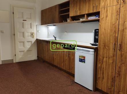 img-20250925-160044.jpg | Pronájem - kanceláře, 206 m²