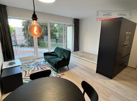 Pronájem bytu, 1+kk, 37 m² obrázek