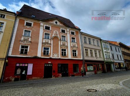 foto: 1 | Prodej - nájemní dům, 490 m²