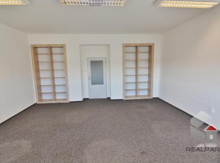 Pronájem - kanceláře, 33 m² obrázek