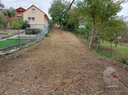 fotografie | Prodej - pozemek, zahrada, 903 m²