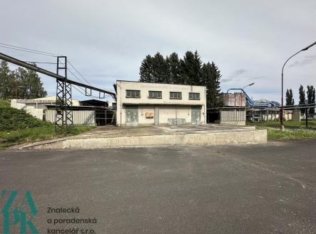 Pronájem - komerční objekt, sklad, 350 m²