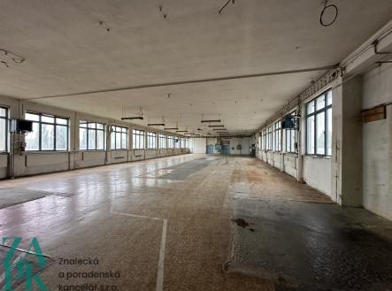 Pronájem - komerční objekt, sklad, 1 000 m² obrázek