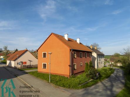 Prodej - nájemní dům, 204 m²