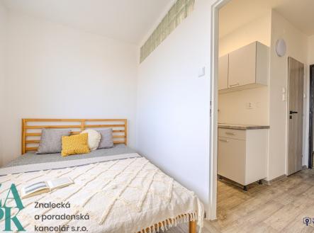 Pronájem bytu, 2+kk, 30 m²