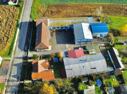 Pronájem - komerční objekt, sklad, 101 m²