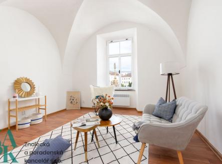 Prodej - nájemní dům, 777 m²