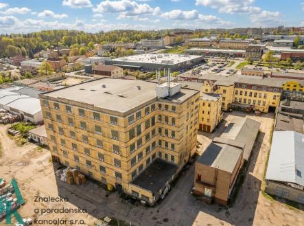 Pronájem - komerční objekt, sklad, 1 075 m²