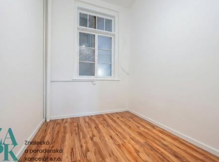 Pronájem - kanceláře, 95 m²
