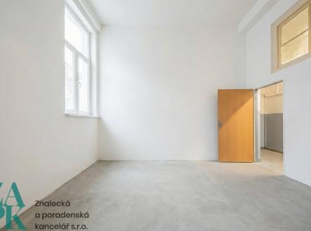 Pronájem - kanceláře, 95 m²