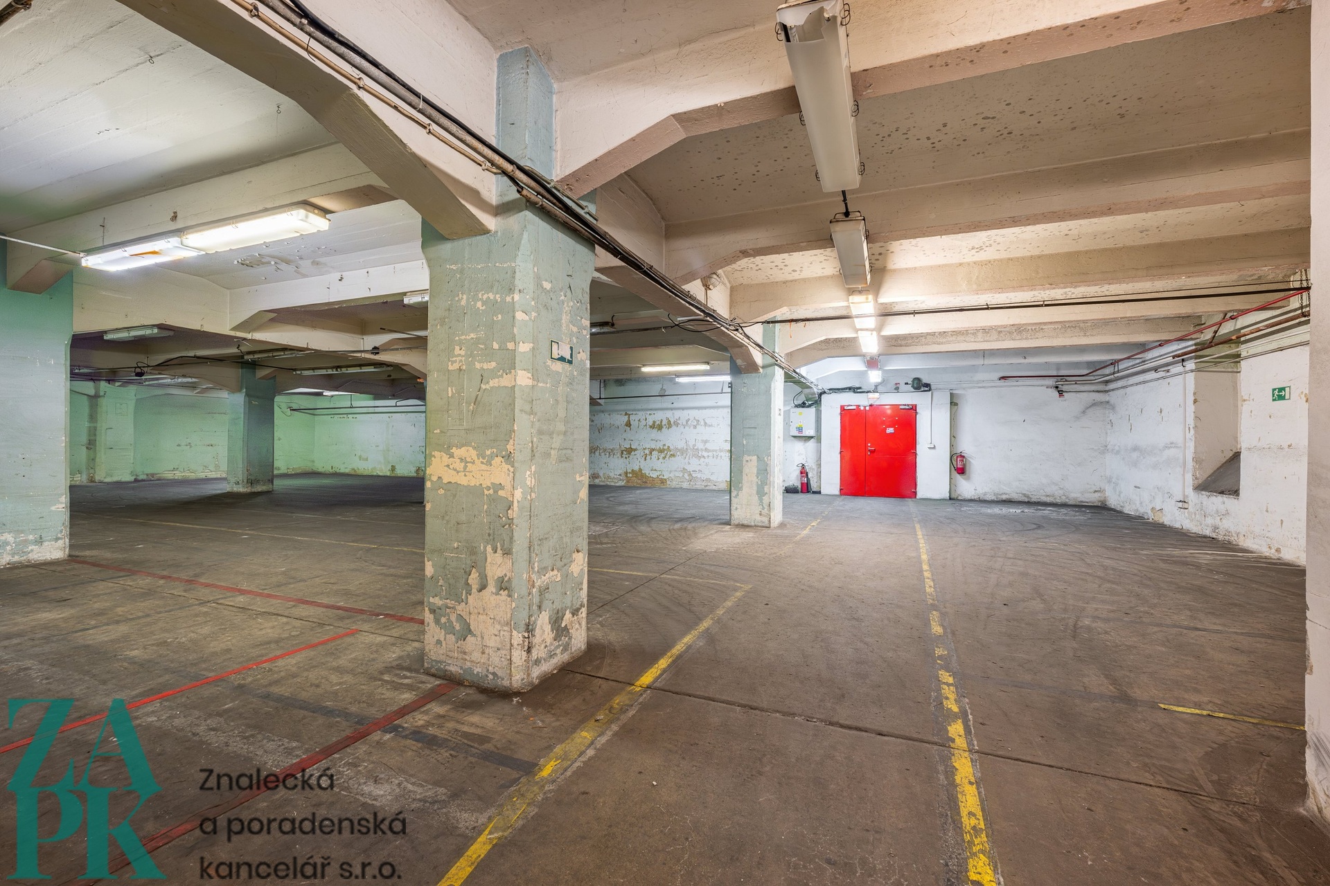 Pronájem skladu, 323 m2, Cheb