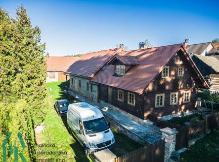 Pohled na dům | Prodej - dům/vila, 427 m²
