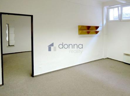 Prodej - kanceláře, 59 m²