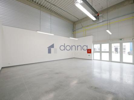Pronájem - skladovací prostor, 205 m² obrázek