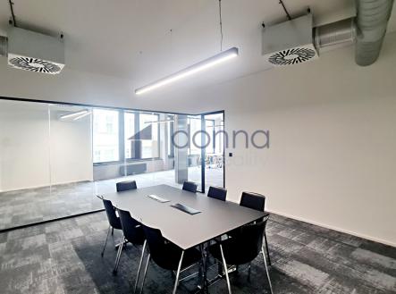 26.jpg | Pronájem - kanceláře, 326 m²