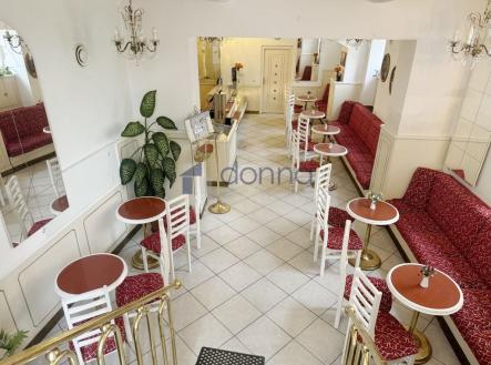 Pronájem - obchodní prostor, 200 m² obrázek