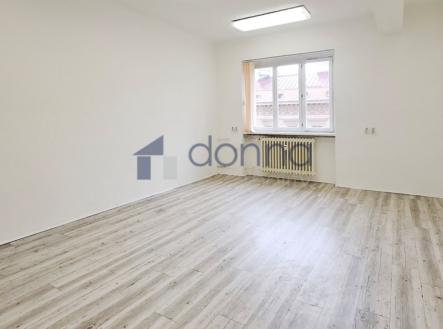 20241204-130851.jpg | Pronájem - kanceláře, 21 m²