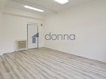 20241204-130901.jpg | Pronájem - kanceláře, 21 m²