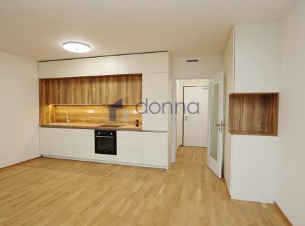 Pronájem bytu, 1+kk, 42 m² obrázek
