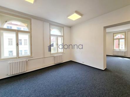 Pronájem - kanceláře, 77 m² obrázek