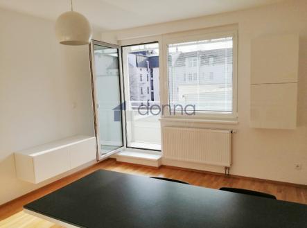 img-20210318-160957.jpg | Pronájem bytu, 1+kk, 28 m²