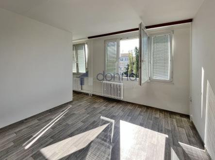 Pronájem bytu, 1+kk, 26 m² obrázek