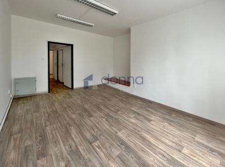 2.jpg | Pronájem - kanceláře, 59 m²