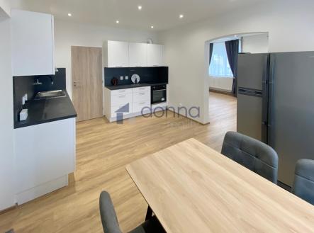 6.jpg | Pronájem - dům/vila, 200 m²