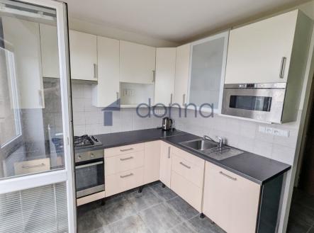 1749589785-cobpnwdlwv-pxl-20240713-082352818.jpg | Pronájem bytu, 2+1, 60 m²