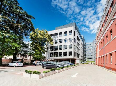 11-2.jpg | Pronájem - obchodní prostor, 1 637 m²