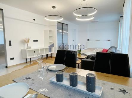 beze-jmena.jpg | Pronájem bytu, 1+kk, 62 m²